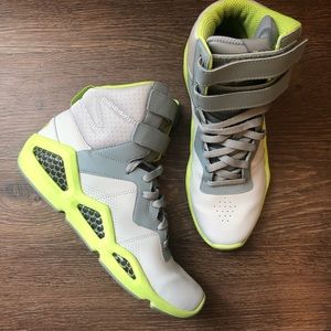 Reebok Chi-Kaze green women’s high top sneaker